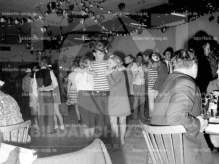 1968 Lumpenball im Helenensaal: LMHL-004294
