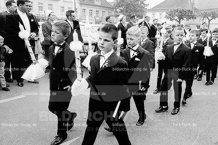 1967 Weißer Sonntag Kommunion in Sinzig St. Peter: WSSNKMSNSTPT-010020