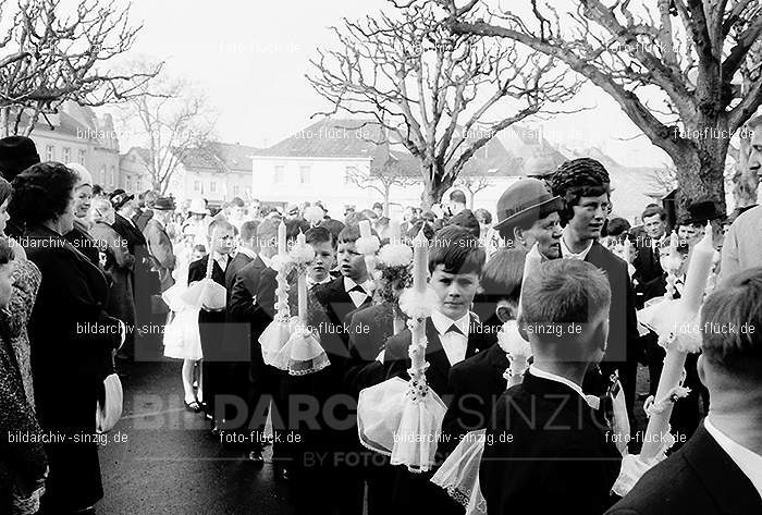 1967 Weißer Sonntag Kommunion in Sinzig St. Peter: WSSNKMSNSTPT-010053