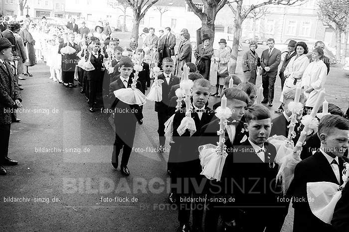1967 Weißer Sonntag Kommunion in Sinzig St. Peter: WSSNKMSNSTPT-010057