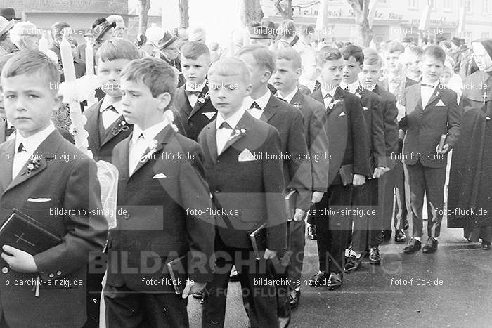 1967 Weißer Sonntag Kommunion in Sinzig St. Peter: WSSNKMSNSTPT-010067