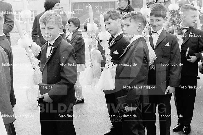 1967 Weißer Sonntag Kommunion in Sinzig St. Peter: WSSNKMSNSTPT-010076