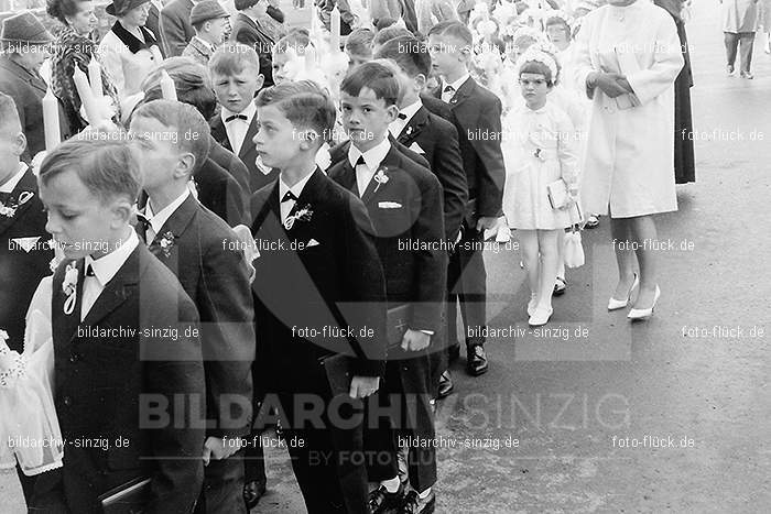 1967 Weißer Sonntag Kommunion in Sinzig St. Peter: WSSNKMSNSTPT-010079