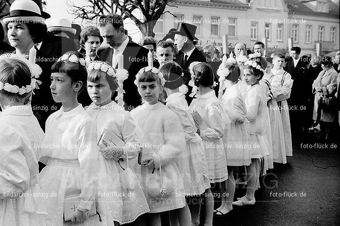 1967 Weißer Sonntag Kommunion in Sinzig St. Peter: WSSNKMSNSTPT-010098