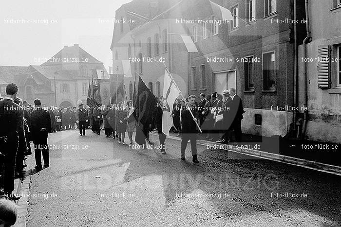1965 Kinderkommunion Weißer Sonntag in Sinzig: KNWSSNSN-010136