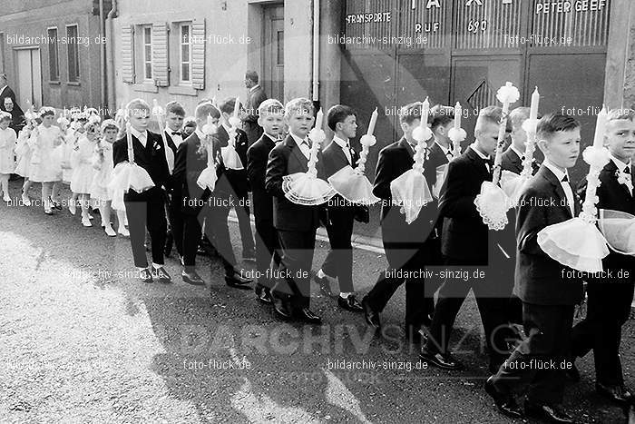 1965 Kinderkommunion Weißer Sonntag in Sinzig: KNWSSNSN-010148