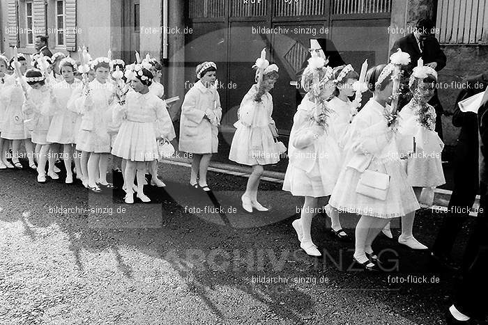 1965 Kinderkommunion Weißer Sonntag in Sinzig: KNWSSNSN-010150