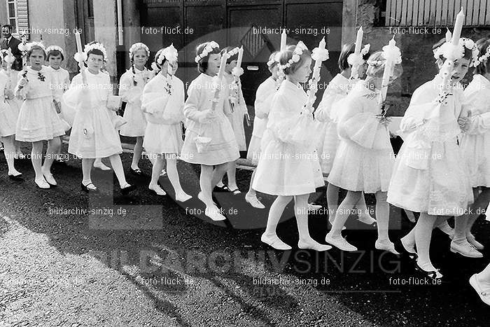 1965 Kinderkommunion Weißer Sonntag in Sinzig: KNWSSNSN-010153