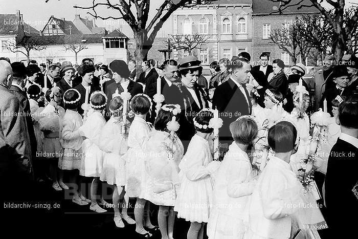 1965 Kinderkommunion Weißer Sonntag in Sinzig: KNWSSNSN-010165