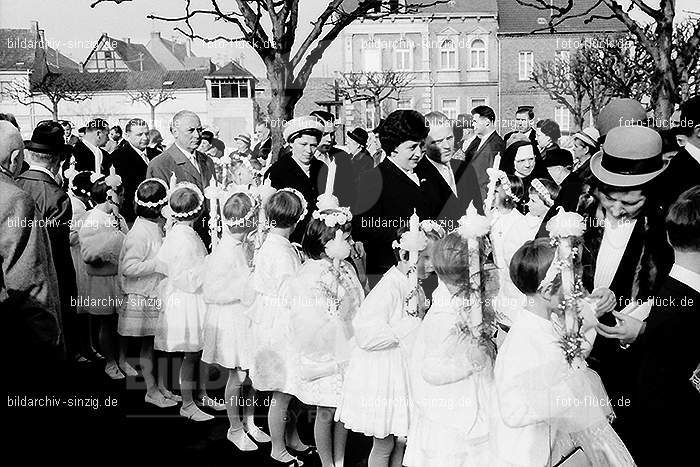 1965 Kinderkommunion Weißer Sonntag in Sinzig: KNWSSNSN-010166