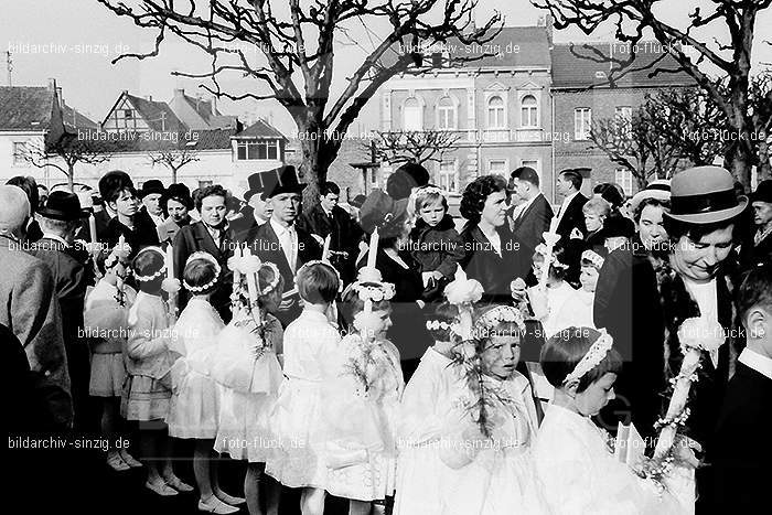 1965 Kinderkommunion Weißer Sonntag in Sinzig: KNWSSNSN-010168