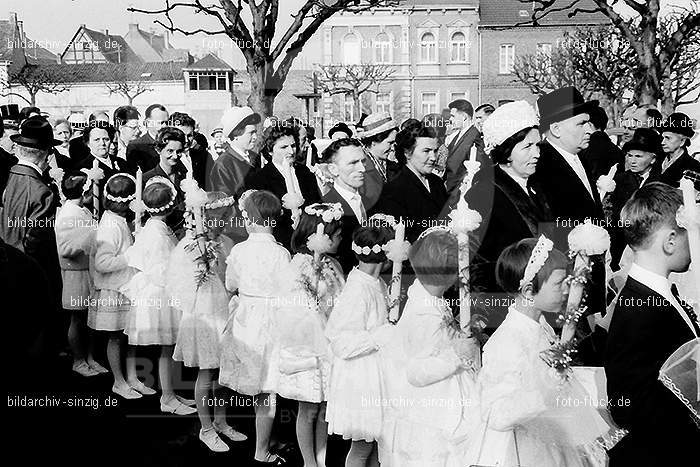 1965 Kinderkommunion Weißer Sonntag in Sinzig: KNWSSNSN-010169