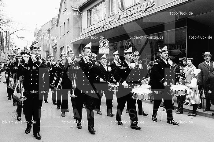 1967 Kinderzug am Veilchendienstag in Sinzig: KNVLSN-010205