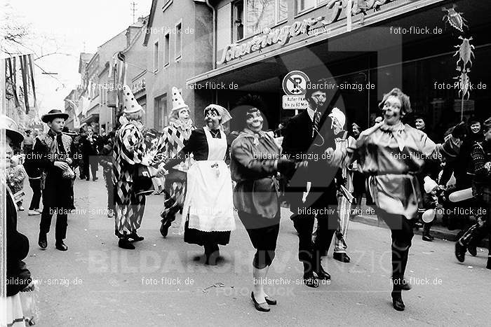 1967 Kinderzug am Veilchendienstag in Sinzig: KNVLSN-010210