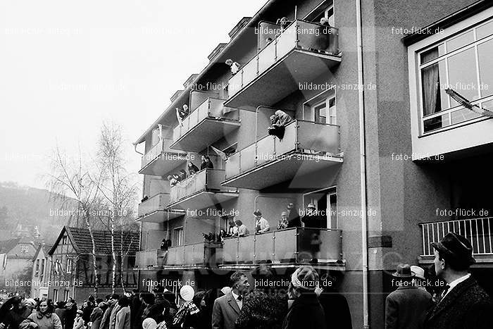 1967 Kinderzug am Veilchendienstag in Sinzig: KNVLSN-010215