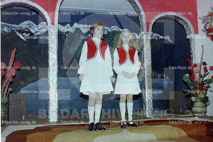 1978 Weihnachtsfeier der Senioren in Koisdorf: WHSNKS-010437