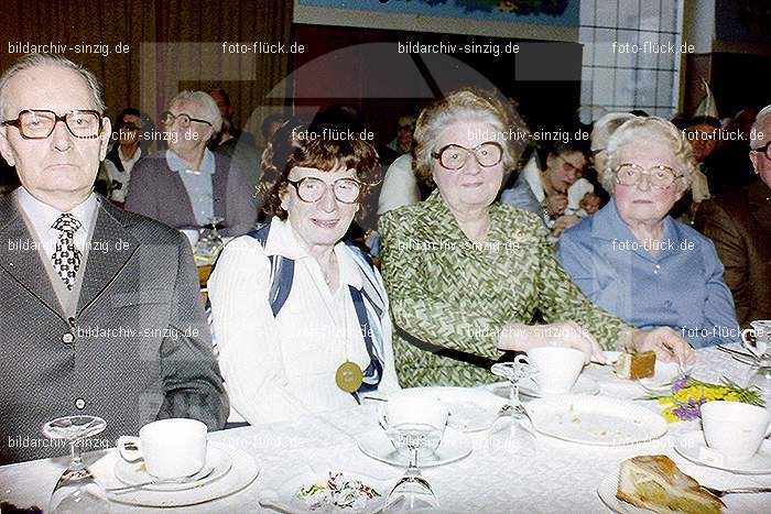 1979 Karnevalssitzung der Senioren in Sinzig: KRSNSN-010858