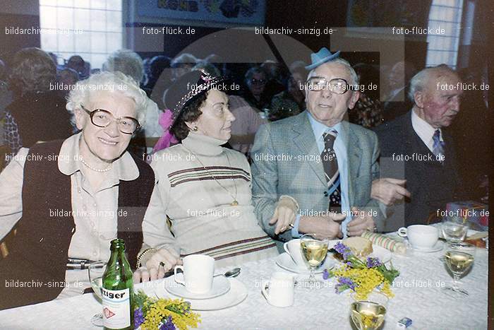 1979 Karnevalssitzung der Senioren in Sinzig: KRSNSN-010949