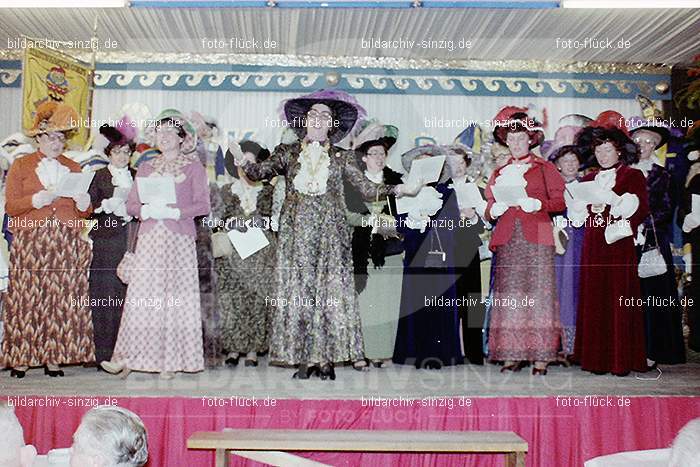 1979 Karnevalssitzung der Senioren in Sinzig: KRSNSN-011010