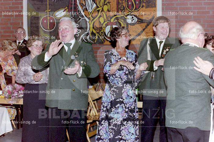 1979 Schützenball der St. Hubertus Schützengesellschaft im Jugendhaus Sinzig: SCSTHBSCJGSN-011052