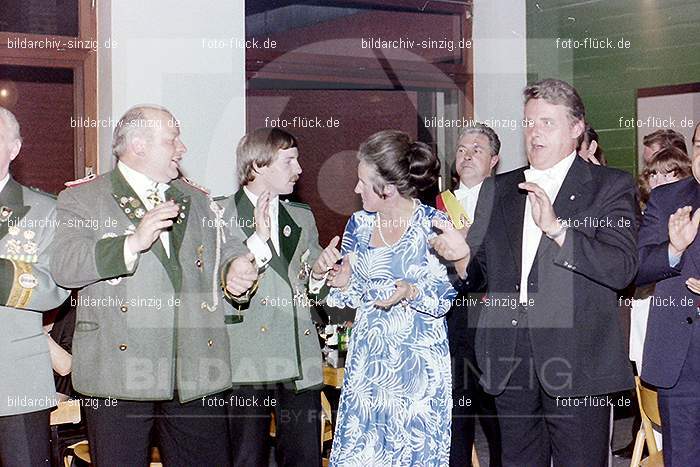 1979 Schützenball der St. Hubertus Schützengesellschaft im Jugendhaus Sinzig: SCSTHBSCJGSN-011063