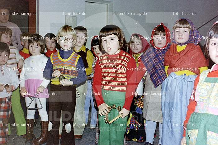 1974 Kindergarten St. Peter Heilige 3 Könige: KNSTPTHLKN-011129