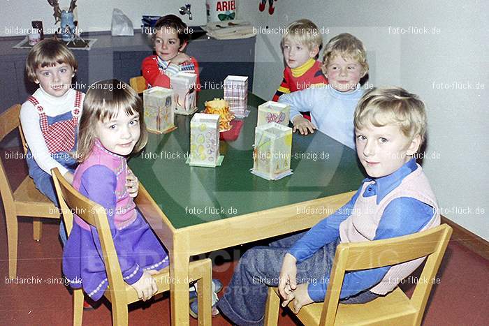 1974 Sankt Martin im Kindergarten St. Peter: SNMRKNSTPT-011161
