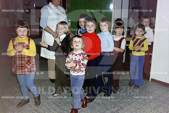 1974 Sankt Martin im Kindergarten St. Peter: SNMRKNSTPT-011166