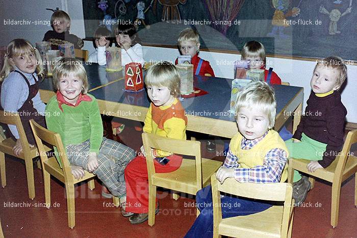 1974 Sankt Martin im Kindergarten St. Peter: SNMRKNSTPT-011169
