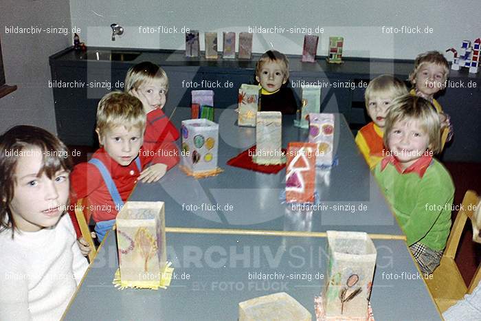 1974 Sankt Martin im Kindergarten St. Peter: SNMRKNSTPT-011175