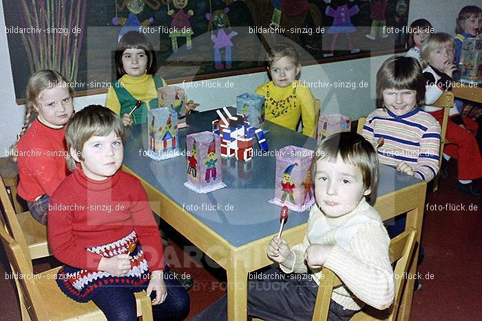 1974 Sankt Martin im Kindergarten St. Peter: SNMRKNSTPT-011197