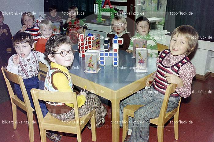 1974 Sankt Martin im Kindergarten St. Peter: SNMRKNSTPT-011198