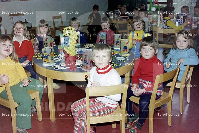 1974 Sankt Martin im Kindergarten St. Peter: SNMRKNSTPT-011200