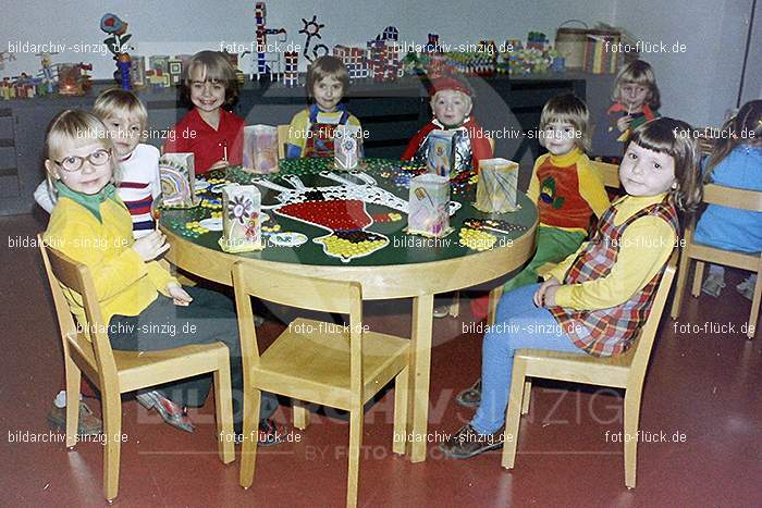 1974 Sankt Martin im Kindergarten St. Peter: SNMRKNSTPT-011215