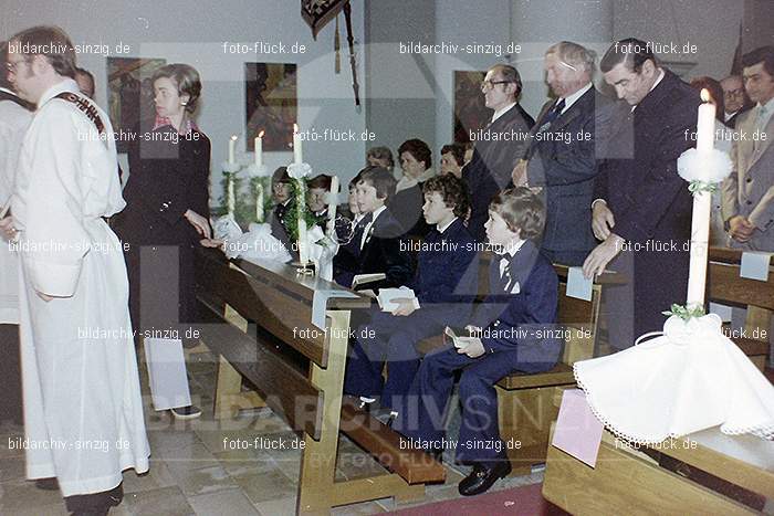 1978 Kommunion in Westum: KMWS-011295