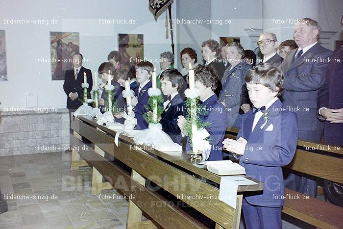 1978 Kommunion in Westum: KMWS-011297