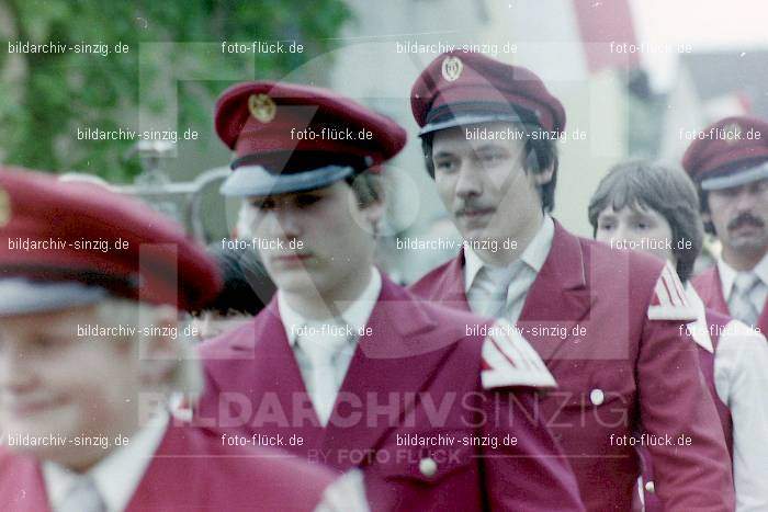 1978 Kirmes und Parademarsch in Löhndorf: KRPRLH-011444
