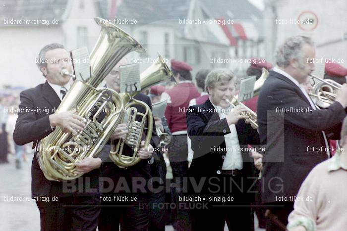 1978 Kirmes und Parademarsch in Löhndorf: KRPRLH-011467