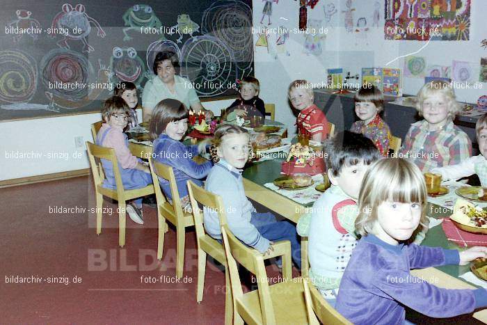 1978 Kindergarten St. Peter in Sinzig: KNSTPTSN-011536