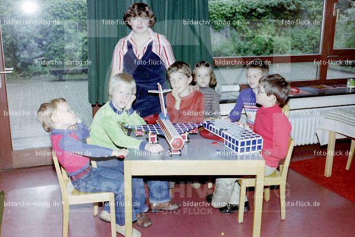 1978 Kindergarten St. Peter in Sinzig: KNSTPTSN-011543