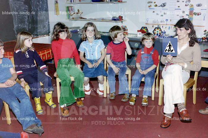 1978 Kindergarten St. Peter in Sinzig: KNSTPTSN-011569