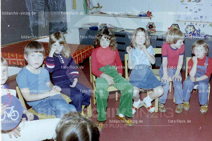 1978 Kindergarten St. Peter in Sinzig: KNSTPTSN-011573