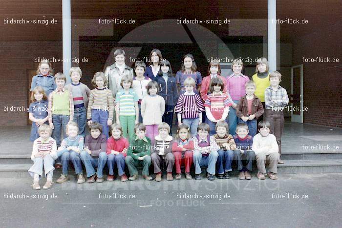 1978 Abschlussfeier im Kindergarten in Sinzig: BSKNSN-011605