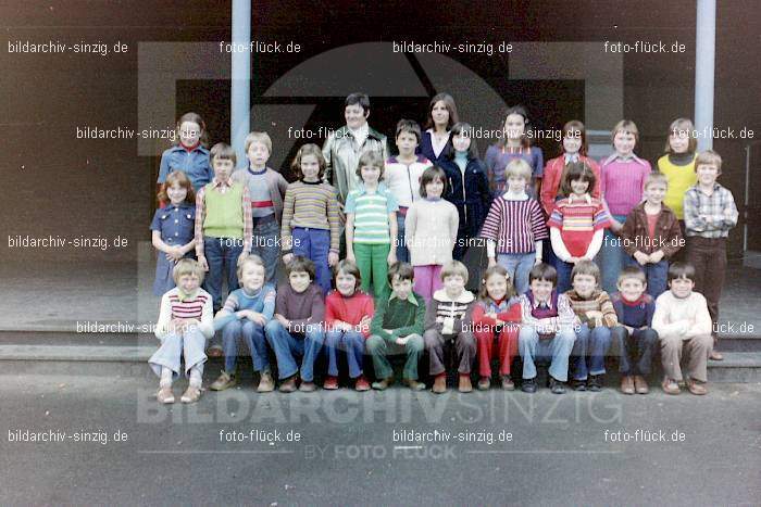 1978 Abschlussfeier im Kindergarten in Sinzig: BSKNSN-011609