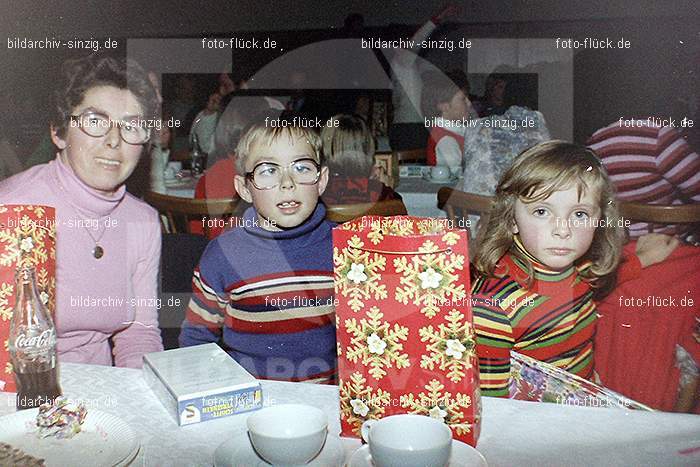 1978 Weihnachtsfeier für die Kinder der Angestellten der Agrob: WHFRKNNGGR-011854