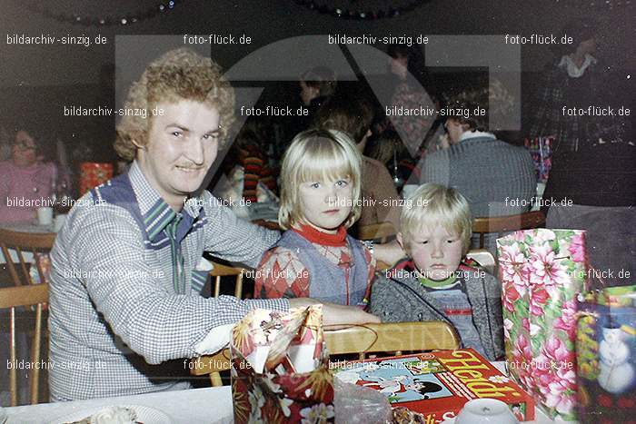 1978 Weihnachtsfeier für die Kinder der Angestellten der Agrob: WHFRKNNGGR-011870