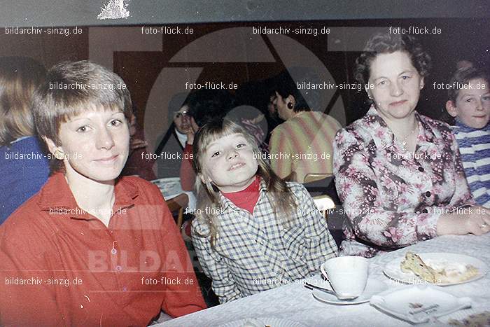 1978 Weihnachtsfeier für die Kinder der Angestellten der Agrob: WHFRKNNGGR-011908