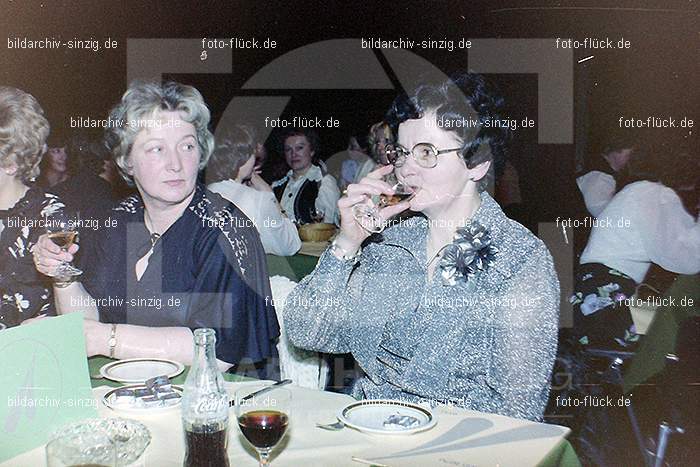 1978 Avonberaterinnen im Dorinhotel Bad Neuenahr: VNDRBDNN-011991