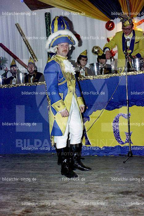 1974 Prinzenproklamation im Helenensaal Sinzig: PRHLSN-012139