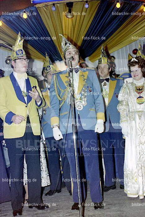 1974 Prinzenproklamation im Helenensaal Sinzig: PRHLSN-012158